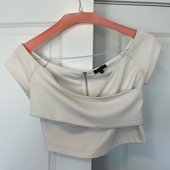 DYNAMITE OFF THE SHOULDER BLOUSE - Picture 2 of 3